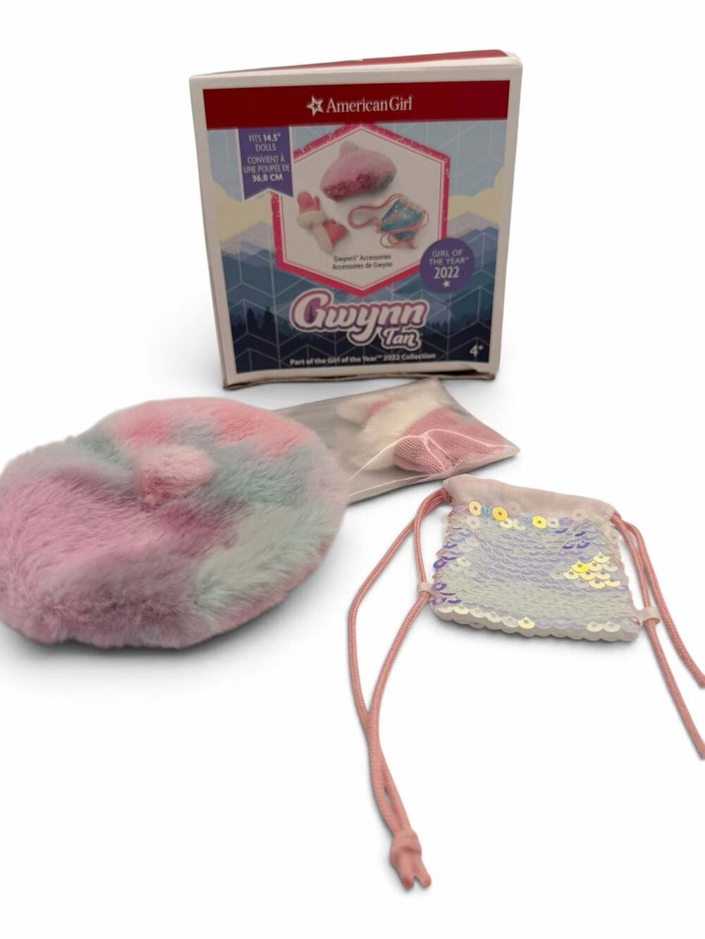 American Girl Gwynn Tan's Accessory Set for 14.5" Dolls